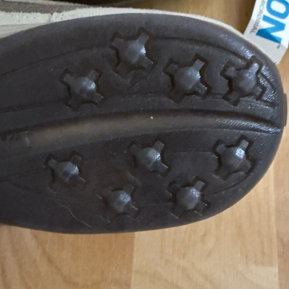Lands End Mary Jane Trekker Comfort flat woman’s shoes 9 1/2 B NWT - Picture 14 of 16